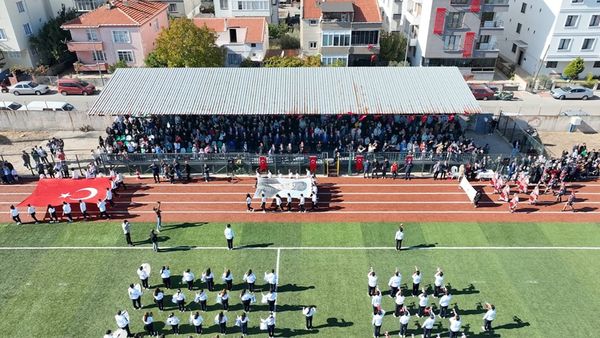 29 EKİM CUMHURİYET BAYRAMI İLÇEMİZDE COŞKUYLA KUTLANDI. 